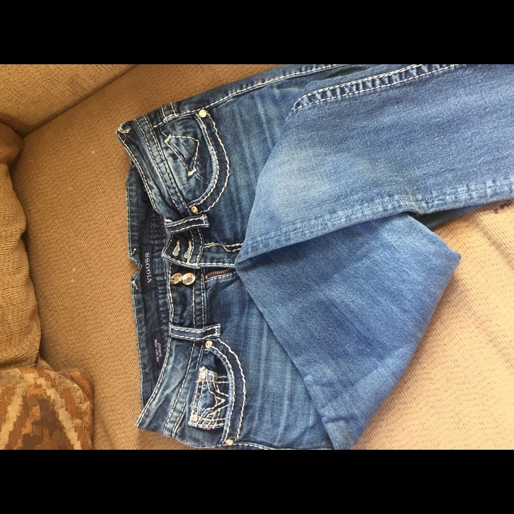 Jeans - Picture 2 of 4